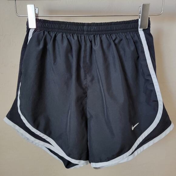Nike Dri-Fit Tempo Black Athletic Running Shorts - Picture 2 of 9